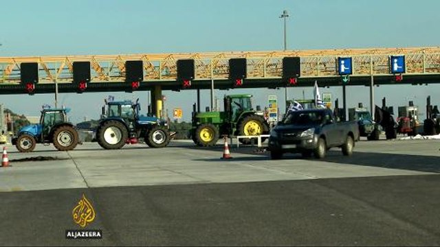 Greek farmers protest against new taxes