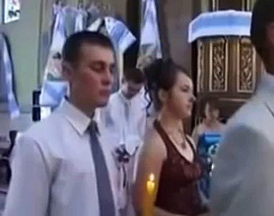 Ангел в церкви с 28 секунды