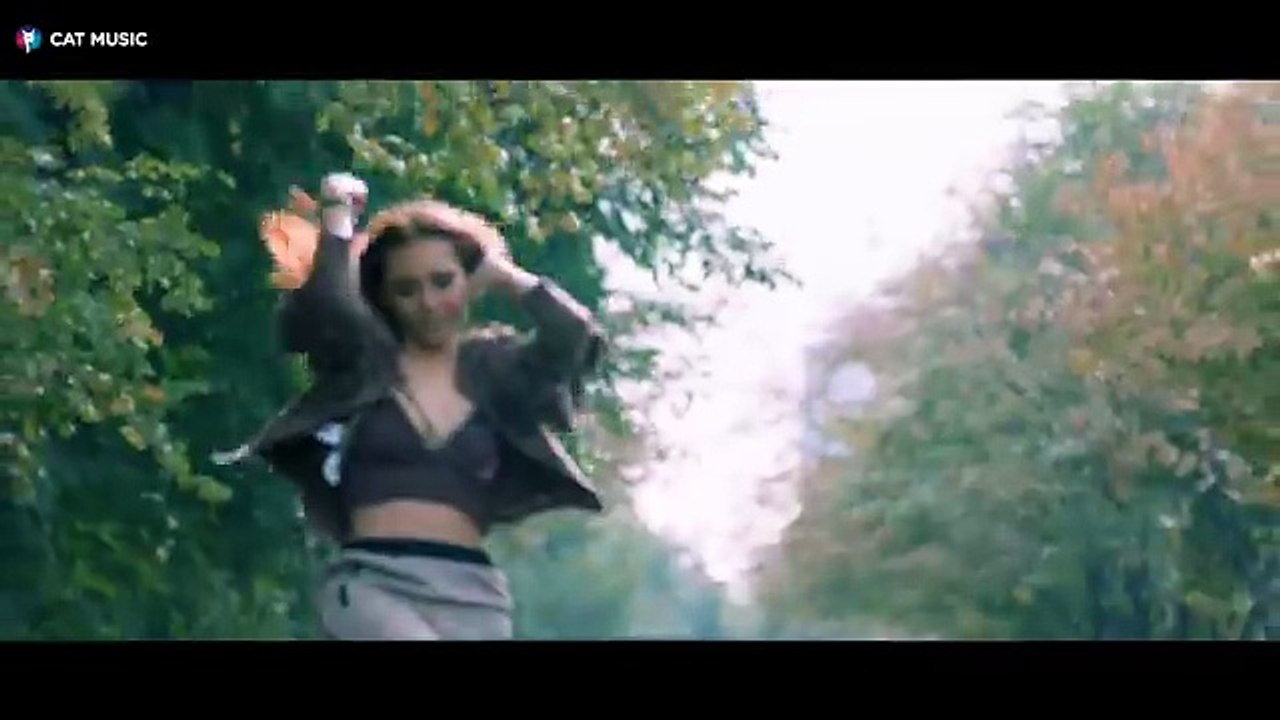 Lidia Buble feat. Amira - Le-am spus si fetelor