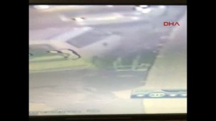 Eyüp'teki Çifte Cinayetin Şüphelisi Adliyeye Sevk Edildi