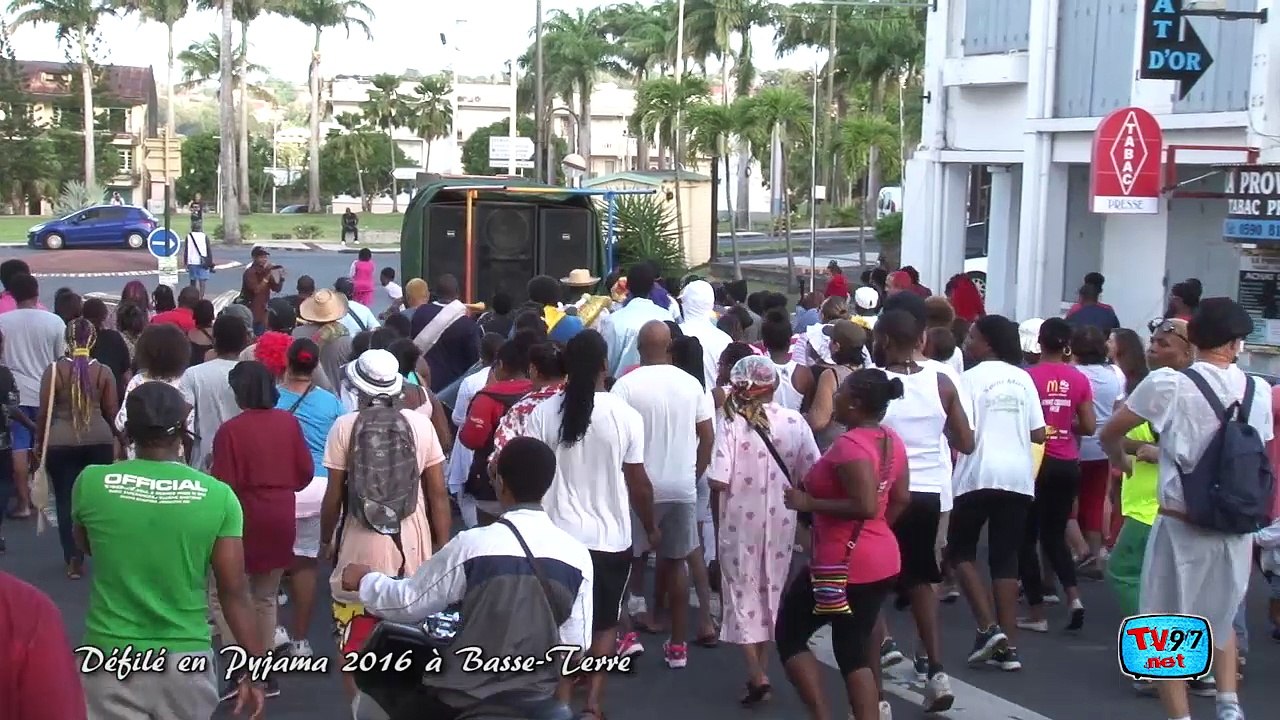 Défilé en pyjama 2016 à Basse-Terre