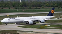 Lufthansa Airbus A340-600 Flight 411 Near Miss With Egyptair Boeing 777 - JFK ATC Audio