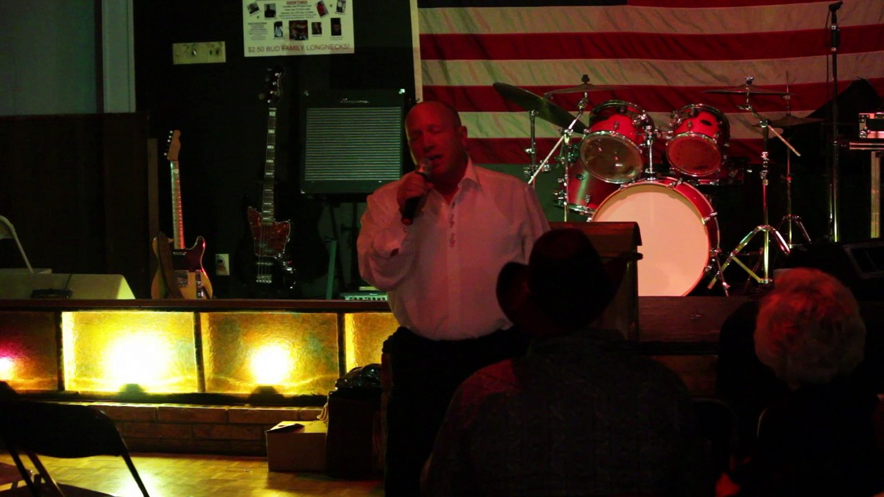 Danny McCorkle sings 'Rags To Riches' VFW 2015