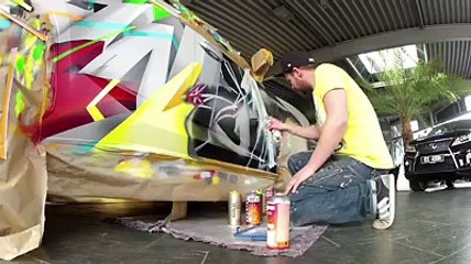 La voiture caméléon La peinture qui rend votre voiture futuriste