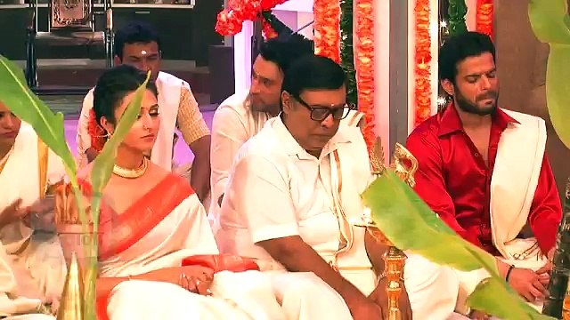 Raman Tries To Rescue Ishita From Jail Ye Hai Mohabbatein Cinepaxmasala