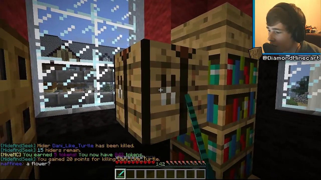 Minecraft   HIDE N SEEK! w FaceCam!   Minigame