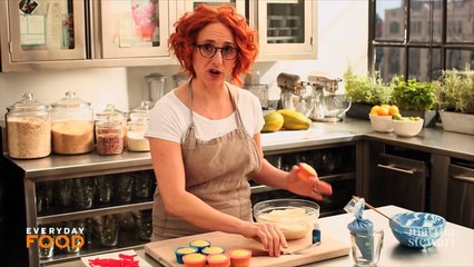 4th of July Flag Cupcakes - Everyday Food with Sarah Carey