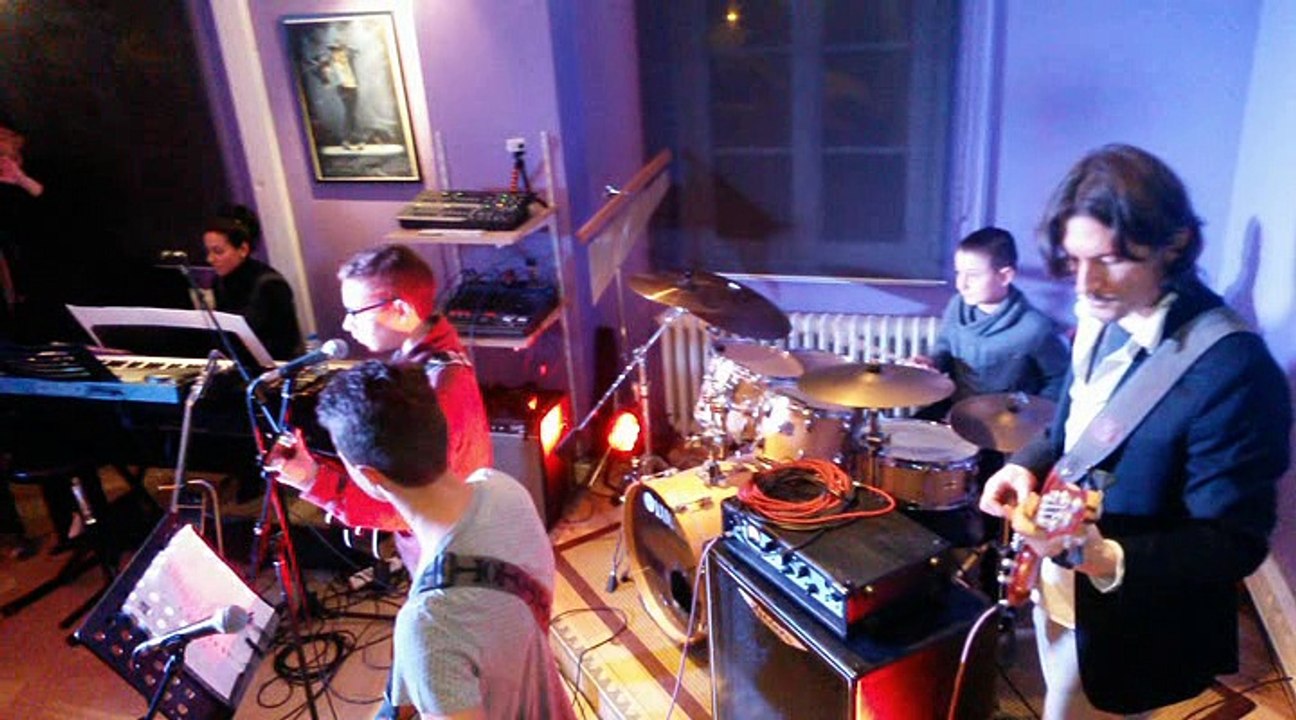 Blue suede shoes, avec Matis à la Batterie, showcase du 05/02/2016