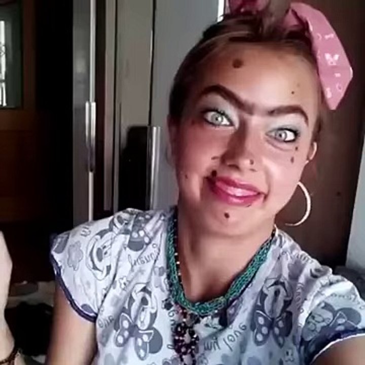 Bu kız bir başka