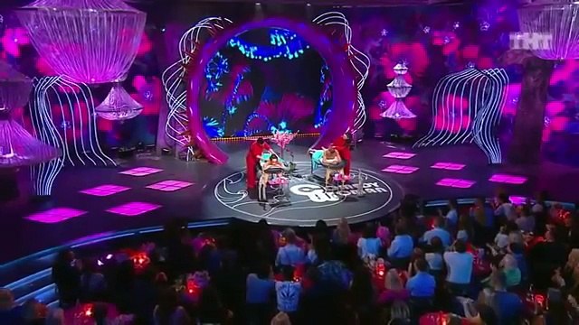 Муж и жена в массажном салоне