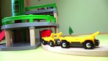 Araba taşıma treni - Brio oyuncak büyük tren seti