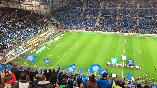 #OMPSG : un Vélodrome en délire pour l'entrée des joueurs #TeamOM