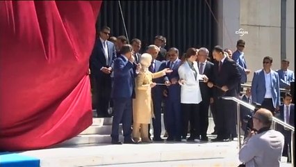 Davutoğlu açılış yaparken ip koptu