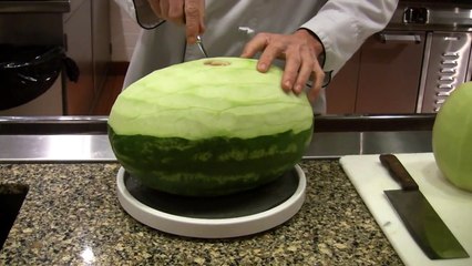 Culinary Arts_Restaurant Management Program -- Fruit Carving Demo