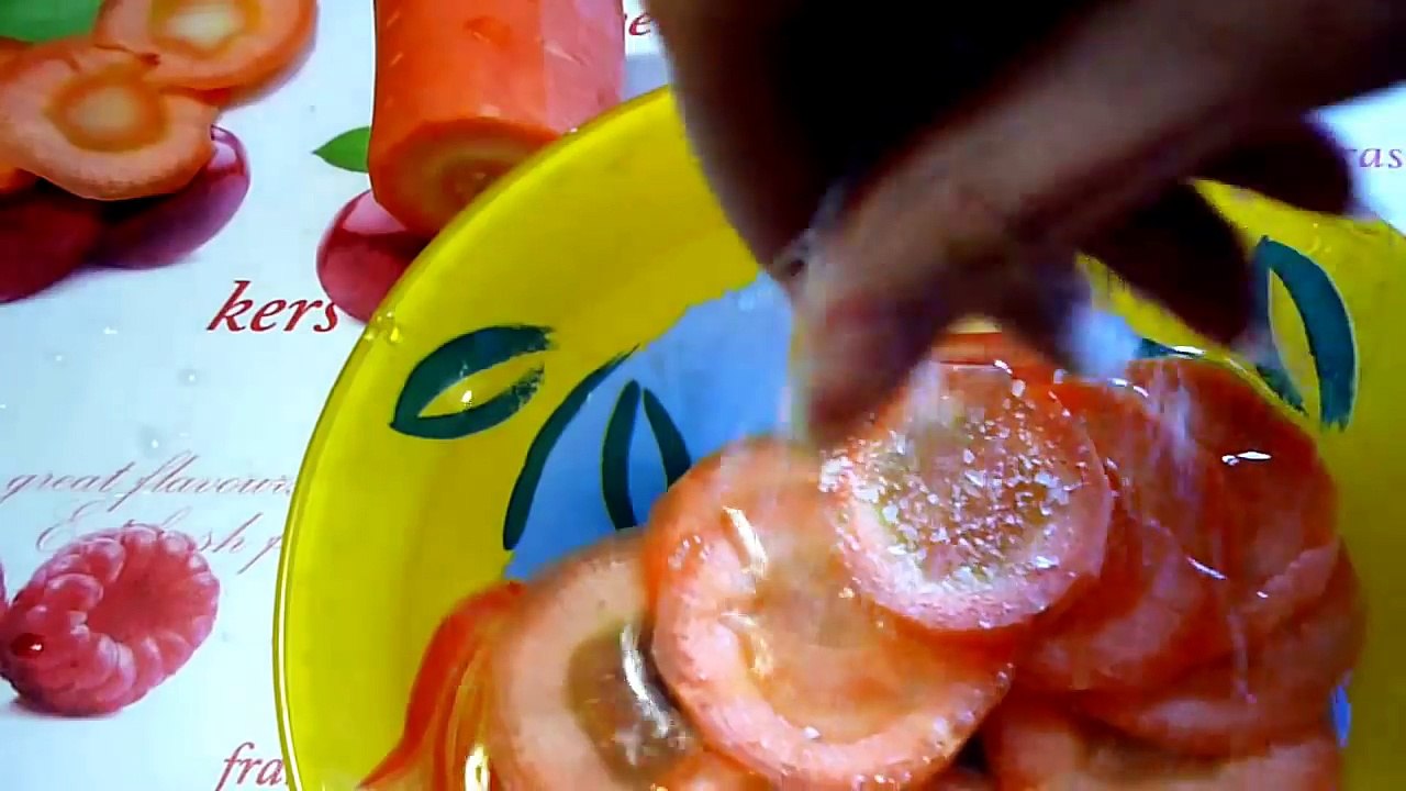 Роза из моркови. Flowers from carrots. Decoration of carrots.