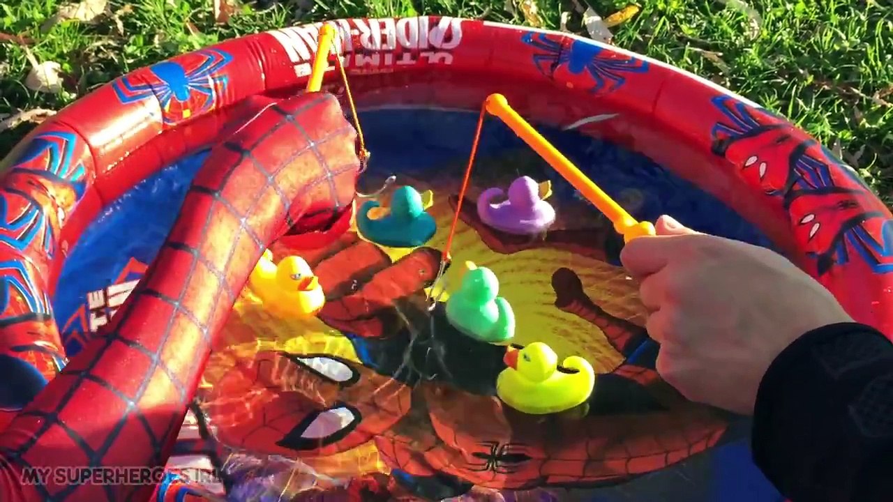 Spiderman vs Batman Duck Fishing in Real Life - Superhero Movie & Kids Toys