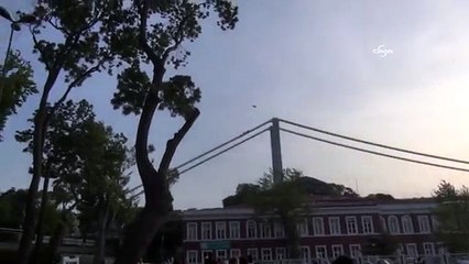 'Solo Türk'ten Boğaz'da muhteşem gösteri