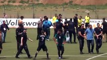 İşitme engellilerin maçında futbolcular hakeme tekme tokat saldırdı