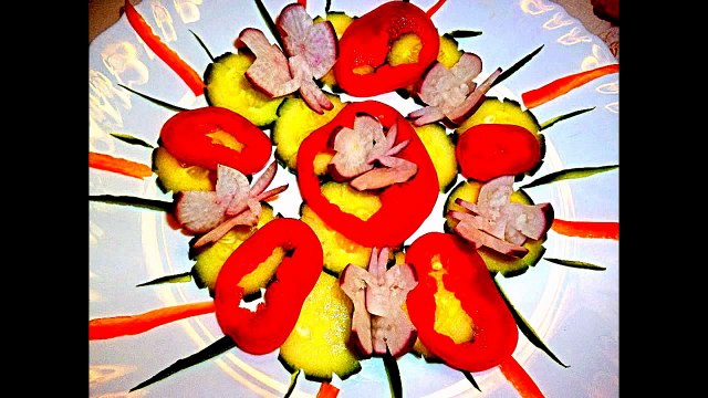 Butterfly of radish! Бабочка из редиса! Украшения из овощей! Decoration of vegetables
