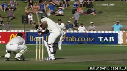 Daniel Vettori 6 wickets vs Australia 1st Test 2010 HD