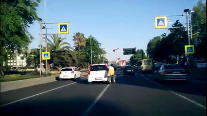 Patenli trafik canavarı kamerada