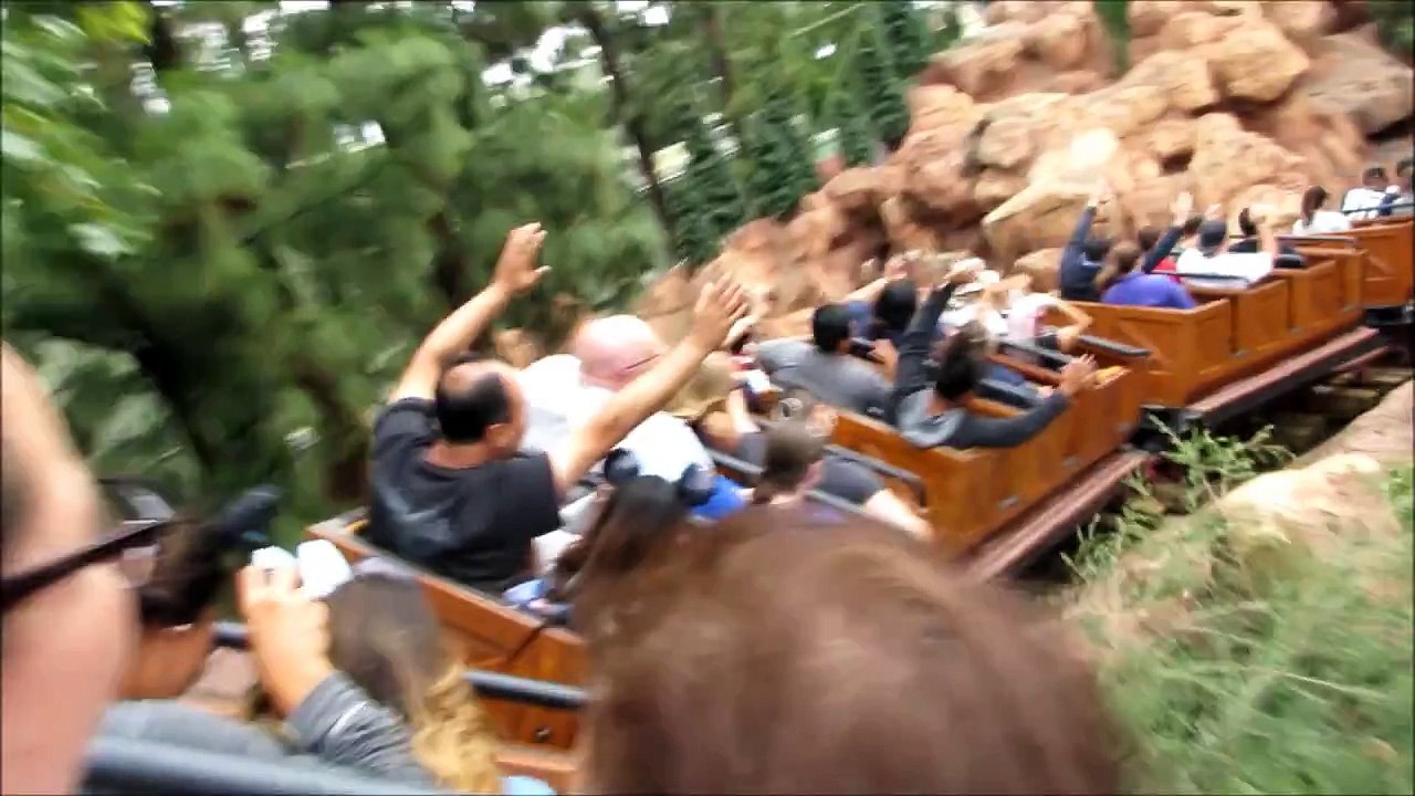 Disneylands® Big Thunder Mountain Railroad POV
