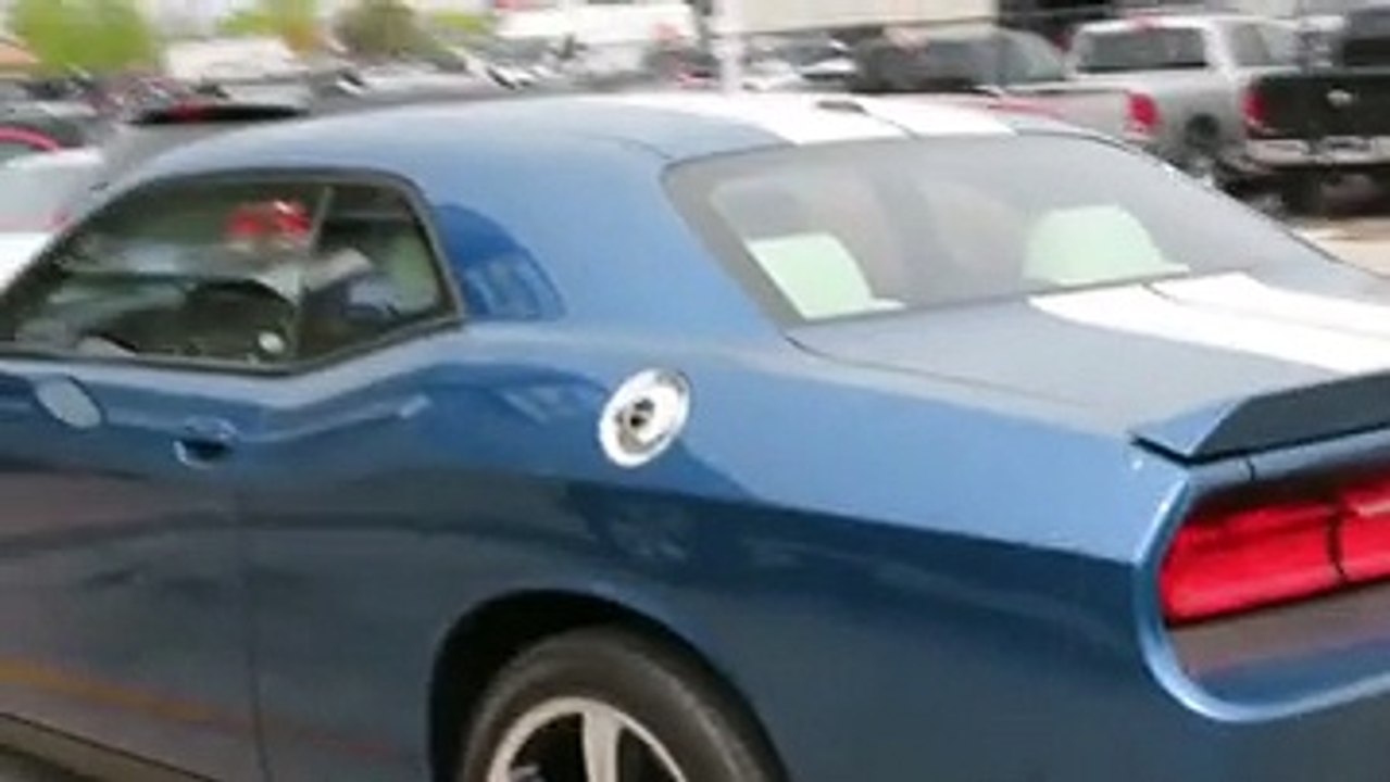 İnanılmaz Renk Değiştiren Araba! Yok Böyle Bir Şey