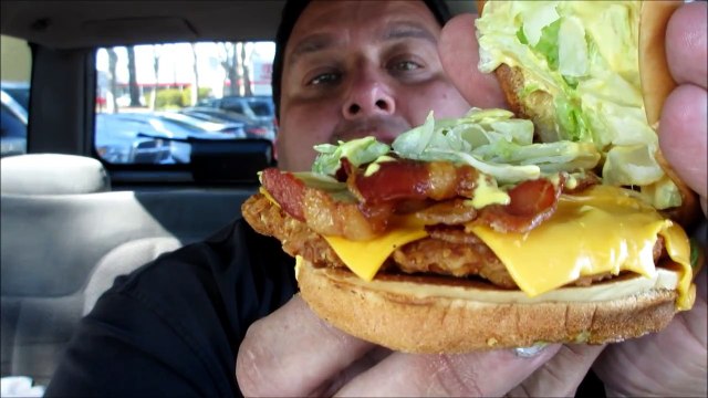 BURGER KING® Bacon Cheddar TENDERCRISP REVIEW!
