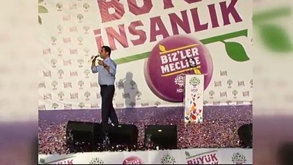 Demirtaş: Diyanet'ten Mercedes'i aldık, sarayı da alacağız