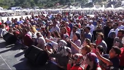 Mustafa Topaloğlu ve Mesut Yar düet yaptı