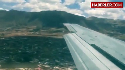 Sert İniş Yapan Uçaktaki Yolcular O Anları Böyle Görüntülediler