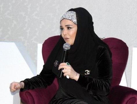 Ünlü Modacı Tesettüre Girme Sürecini Gözyaşlarıyla Anlattı