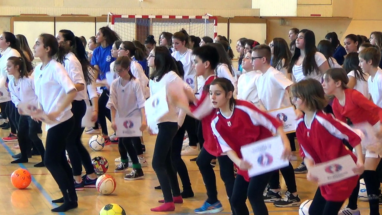 Flashmob euro 2016-Roanne-collèges