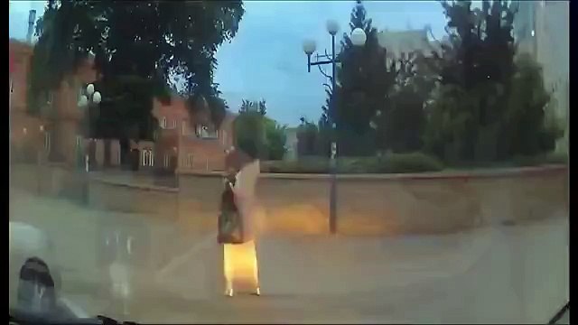 Путь домой после корпоратива 8 марта. За правильную музыку, автору отдельный респ