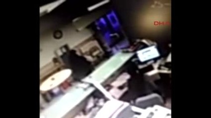 İzmir Üniversitede Doçente Baskı İddiasıyla Tehdit