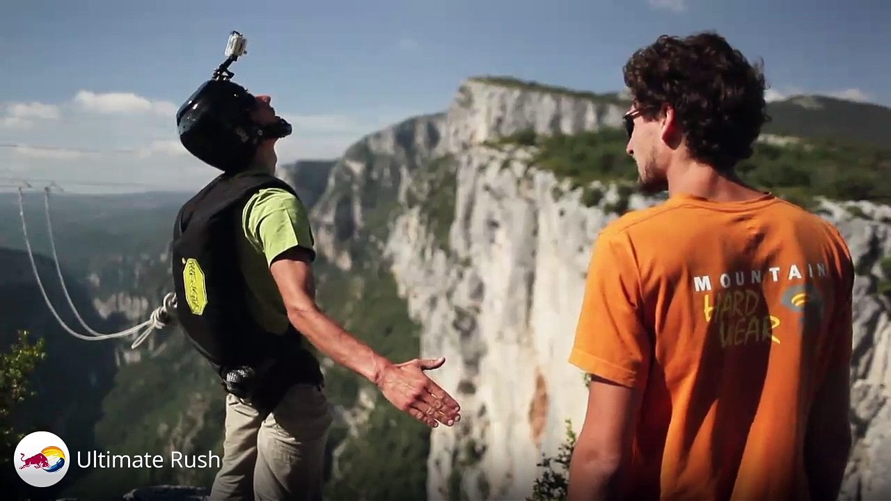 Red bull ultimate rush - basejump