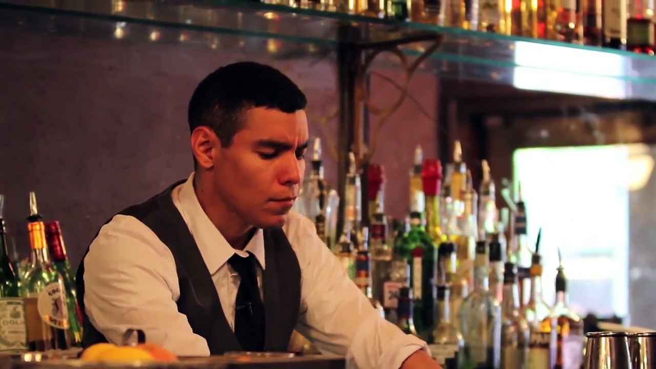 Pink Lady Cocktail Recipe - How to Make a Pink Lady