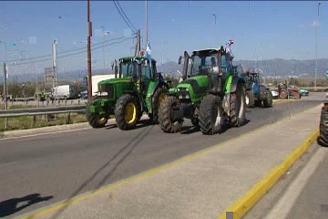Μεγάλο πλήγμα στους αυτοκινητιστές τα μπλόκα