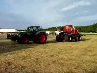 Кто сильнее Трактор Fendt 939 vs Автомобиль монстр-