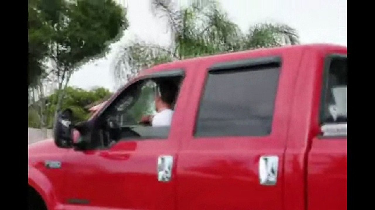 Автомобили, кто сильнее- Ford F350 vs Chevy Silverado 2500