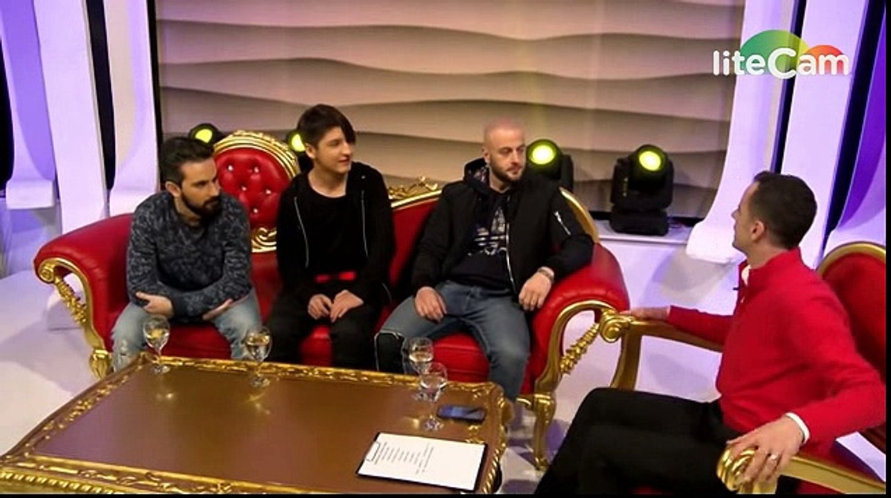 Adrian Gaxha flet per Luanen