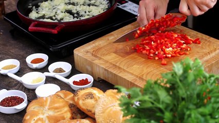 Shakshuka - Eggs in Tomato Sauce Recipe