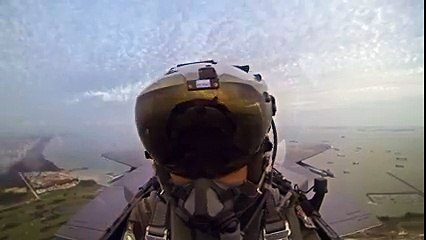 Republic of Singapore Air Force Video Flying over Singapore Marina Bay