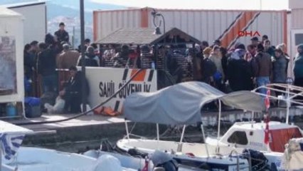 İzmir - Dikili'de 900'ü Aşkın Mülteci Yakalandı