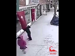 Scorp  -Helal Sana Koca Yürekli Çocuk!