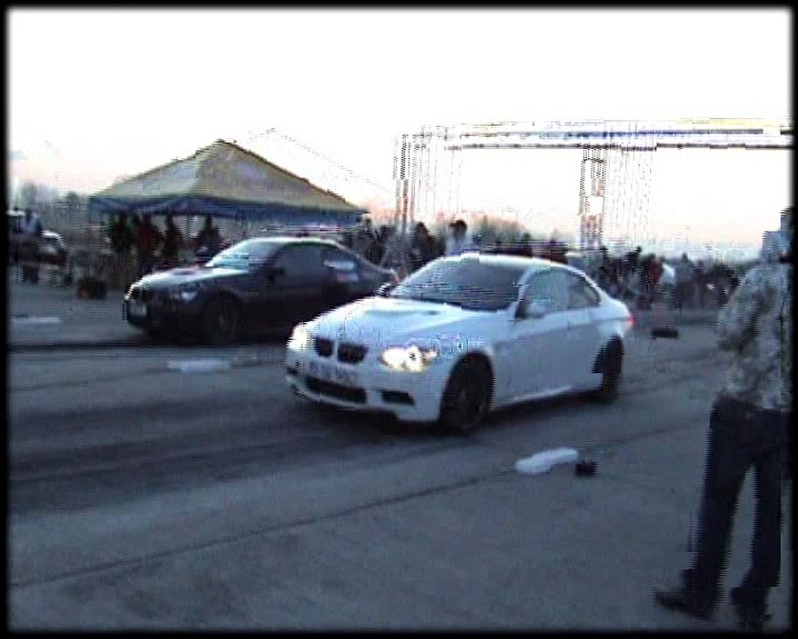 BMW E92 M3 Vs. BMW E92 M3 Drag Race