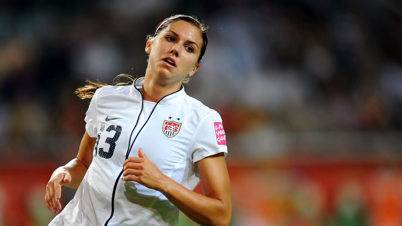 Top 10 Hottest Olympic Players of All Time