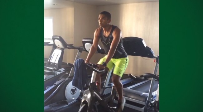 David Braz treina durante o carnaval para adiantar seu retorno aos gramados