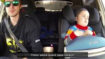 Прикольная реакция ребенка на скорость в машине