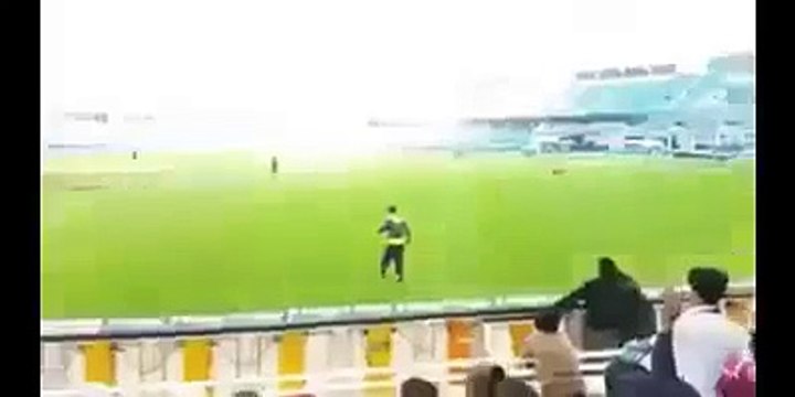 Ahmed Shahzad dance During Lahore Qalanders vs Quetta Gladiators